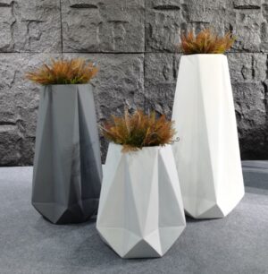 Fiberglass planter - Origami 23a